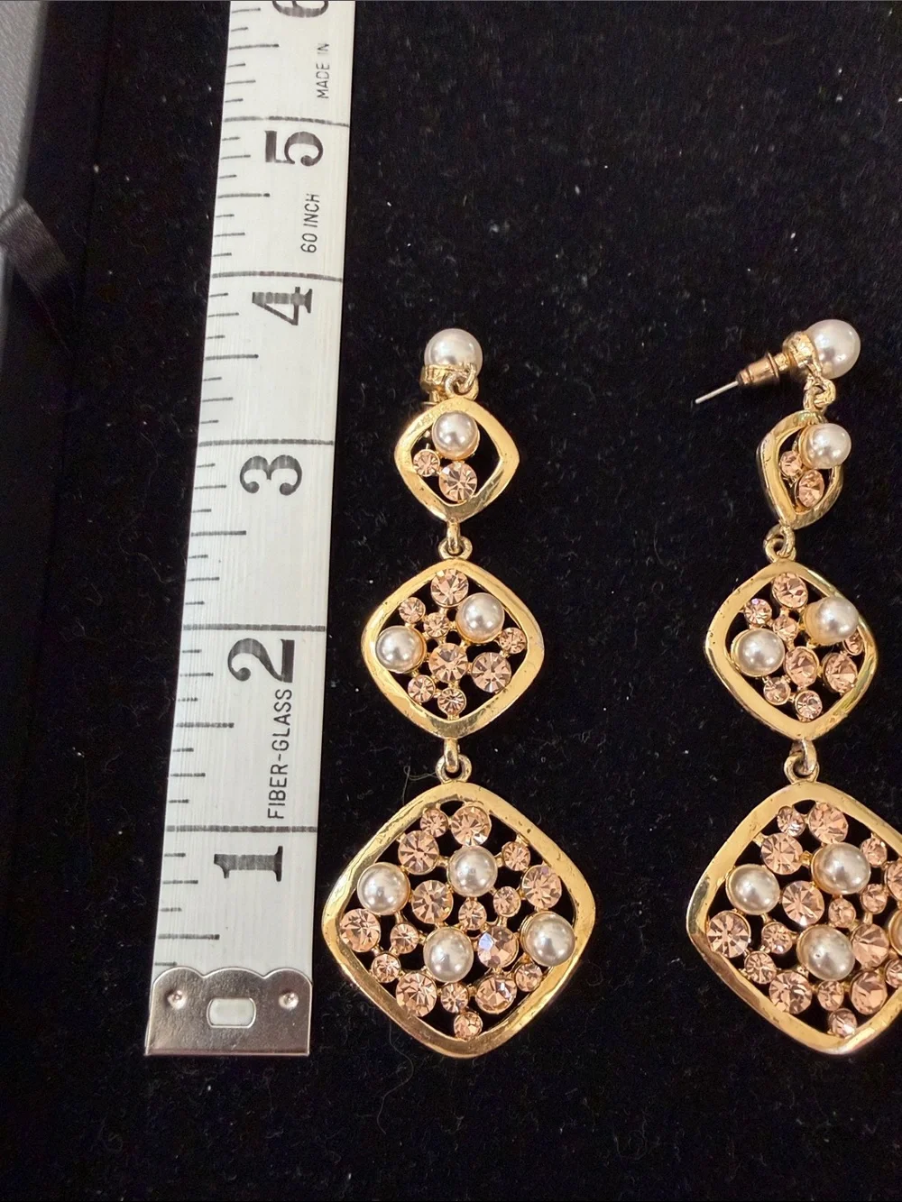 Goldtone Filigree Drop Earrings with Crystals and Pearls, VGUC